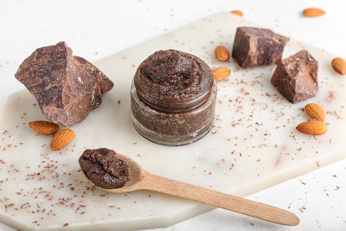 Almond & Chocolate Scrub