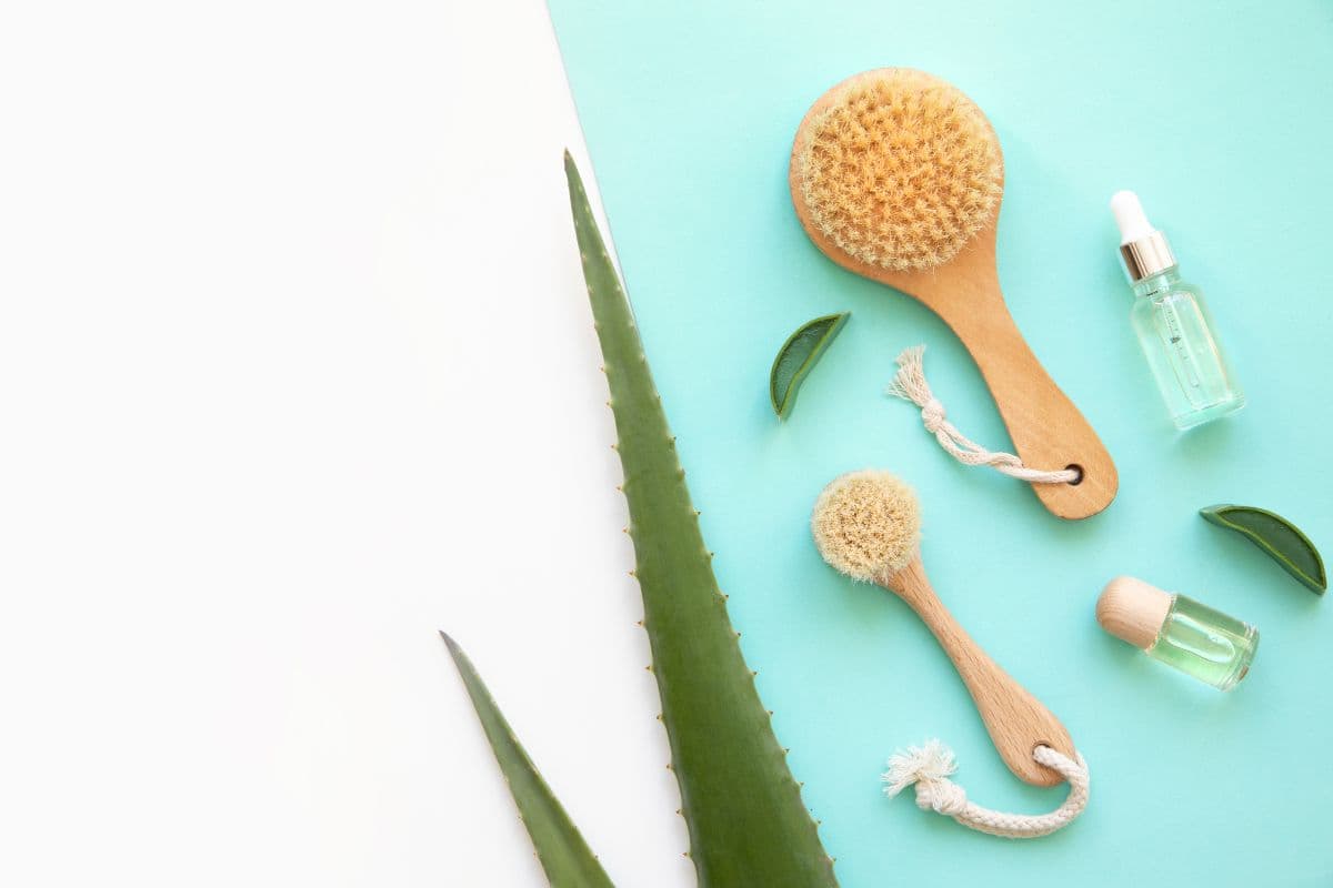 Aloe & Herbal Scrub