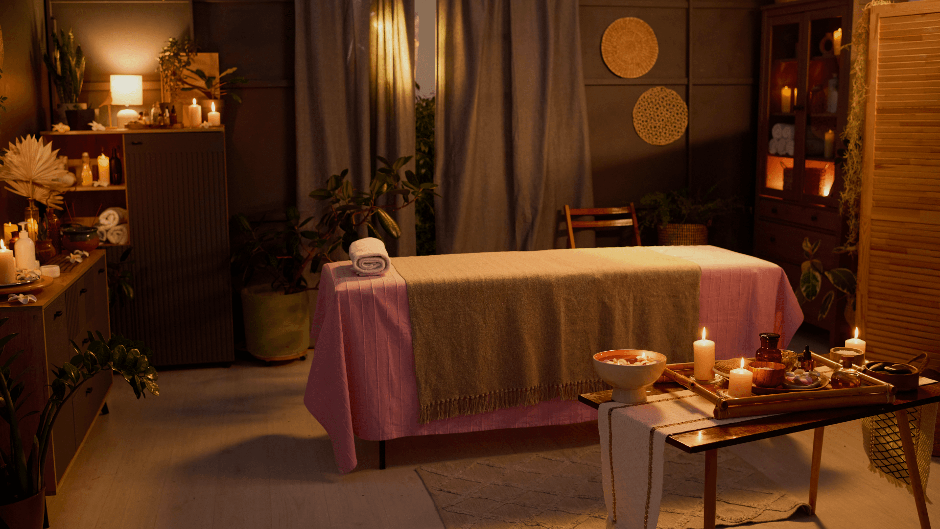 Luxury spa in Kandivali West, Mumbai - Black Pearl Spa